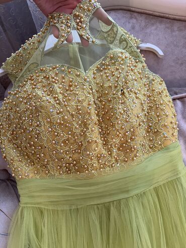 Ziyafət donları: Nisan donum olub,270 manata alinib.Cox gozel,mukemmel dondur.1 defe -da lalafo.az — 5 Ziyafət donları: Nisan donum olub,270 manata alinib.Cox gozel,mukemmel dondur.1 defe — 5