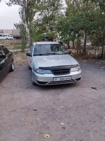 Daewoo: Daewoo Nexia: 2011 г., 1.6 л, Механика, Бензин, Седан