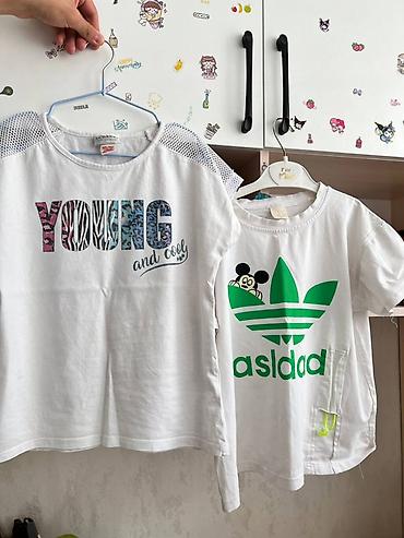 : 2 футболки LC Waikiki для девочки 9-10 лет, 134-140 см Текст: Две