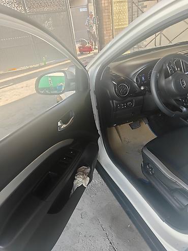 arizzo 8: Kia Stonic: 2020 г., 1.4 л, Автомат, Газ, Кроссовер — 8