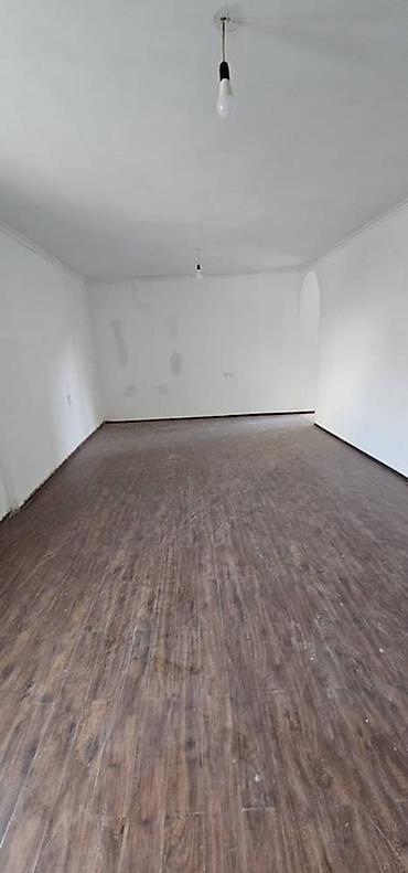 Продажа коттеджей и домов: 6 комнат и более, 410 м², 6 соток, Бишкек, Собственник — 18