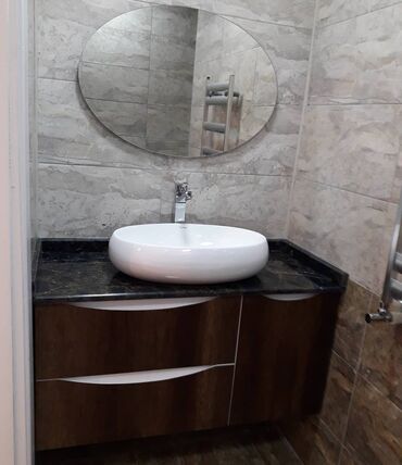 Hamam üçün aksessuarlar: Müasir hamam mebeli dəstləri - Divara montaj olunan konsol tipli — 25