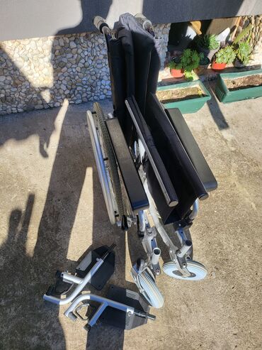 Invalidska kolica: Invalidska (ručna) kolica – aluminijumski ram - Stabilna, lagana — 10