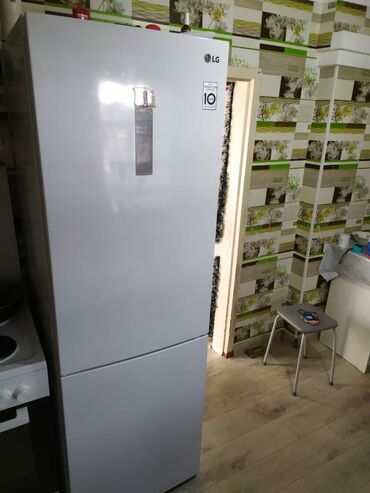 Холодильники: Холодильник LG, Б/у, Двухкамерный, 185 *