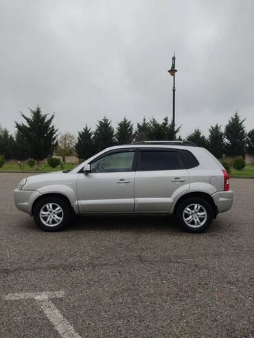 Hyundai: Hyundai Tucson: 2 l | 2007 il Ofrouder/SUV — 3