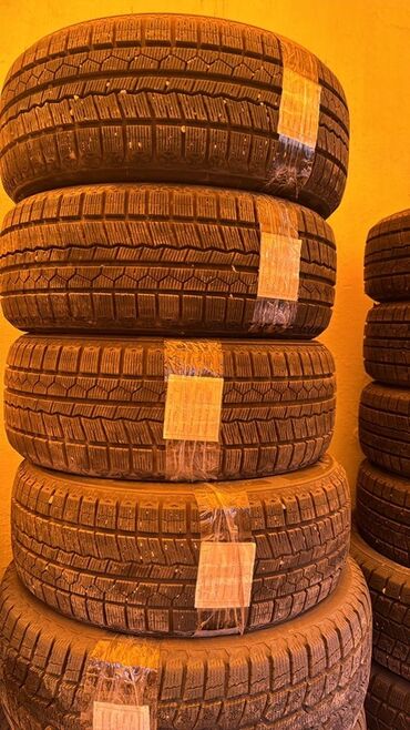 зимние шины на хонда фит: Комплект зимних шин 95%. 215/55/17 at lalafo.kg зимние шины на хонда фит: Комплект зимних шин 95%. 215/55/17