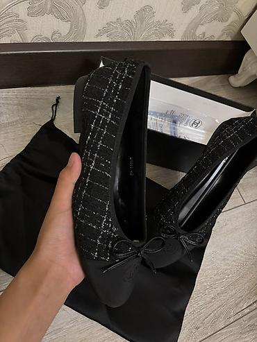 туфли chanel: Туфли, 40, Chanel, Новый, цвет - Черный, Бесплатная доставка — 1