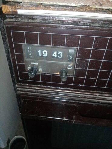 Šporeti i ugradne ploče: Elektricni sporet gorenje ringle rade, ima brzu ringlu, rerna greje — 8