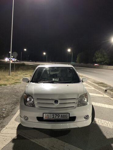 авто в рассрочку тойота: Toyota ist: 2002 г., 1.3 л, Автомат, Бензин, Хэтчбэк