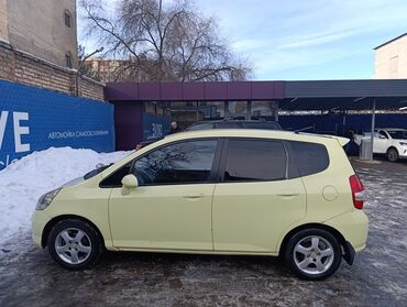 Honda: Honda Fit: 2003 г., 1.5 л, Вариатор, Бензин, Хэтчбэк