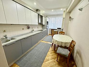 Долгосрочная аренда квартир: 3 комнаты, Риэлтор, С мебелью полностью — 9