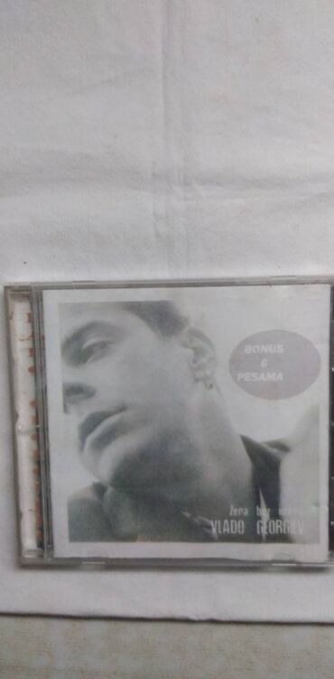 Knjige i stripovi: Cd domaca zabavna muzika,cena za kom — 2