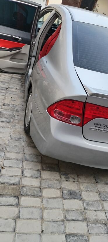 Oturacaq örtükləri: Honda Civic üçün aksesuar paketi - Qapı üstü küləkdənqoruyucu — 7