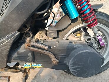 Скутеры: Тип скутера 150 куб. см, Бензин, Б/у — 2