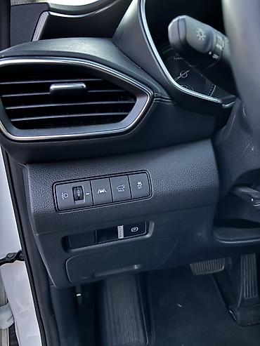 byd e6: Hyundai Santa Fe: 2021 г., 1.6 л, Автомат, Гибрид, Кроссовер — 9