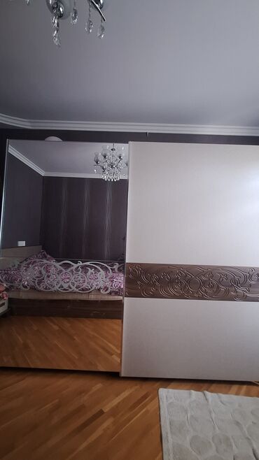 шикарная кровать: 2 односпальные кровати, Трюмо, 2 тумбы, Турция, Б/у