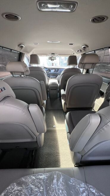 Kia: Kia Carnival: 2018 г., 2.2 л, Автомат, Дизель, Минивэн — 9