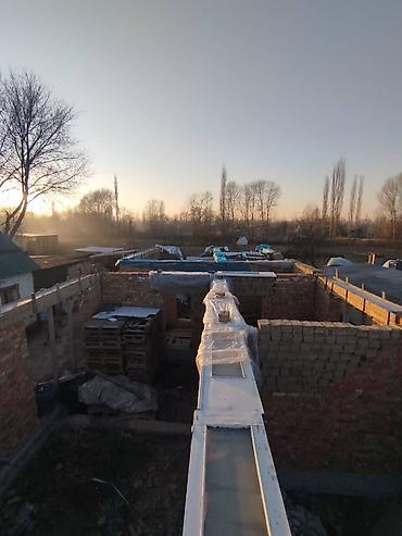 Продажа коттеджей и домов: Продаётся дом с участком в селе Новониколаевка. Описание участка: - — 13