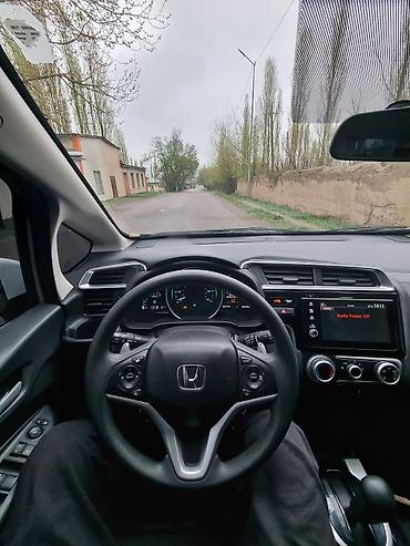 Honda: Honda Fit: 2017 г., 1.5 л, Вариатор, Бензин — 9