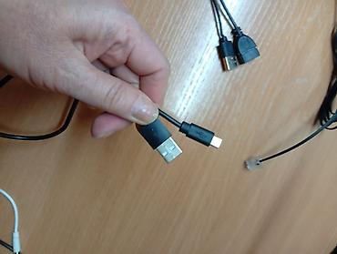 Зарядные устройства: Разные зарядки Особенности и функции: - Физическая кнопка SOS для — 26