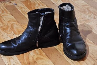 обувь зимняя мужская бишкек: Продаётся мужская зимняя обувь. Новая качественная зимняя обувь, в