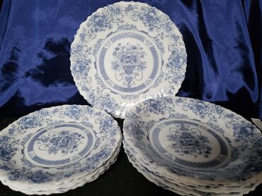 Kuhinjski setovi: Servis arkopal tanjira iz 80ih.god Francuska,za 6 osoba. Akopal — 8
