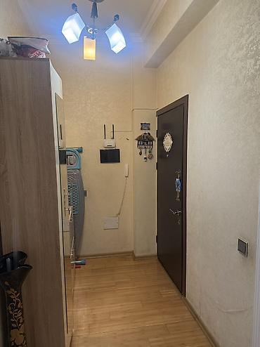 tarqovuda ev satilir: 1 otaqlı, Yeni tikili, 51 kv. m — 9