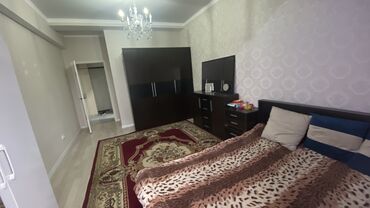 деревянные прикроватные тумбочки: Спальный гарнитур, Б/у, Двуспальная кровать, Дерево, Самовывоз, цвет - Черный