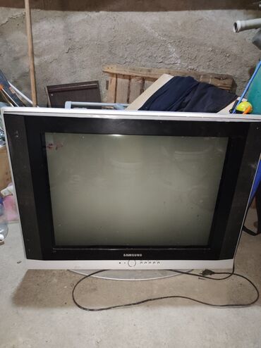 телевизор 120: Продаю телевизор старого формата, экран большой, отдам за