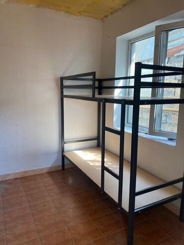 Двухъярусные кровати: Двухъярусная кровать есть в наличии. цвет черный матовый принимаем — 8