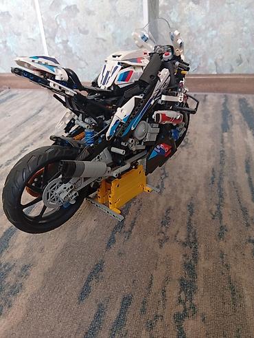 Игрушки: Срочно продаю Лего спортбайк БМВ и Дукати все детали подвижные, куль — 3