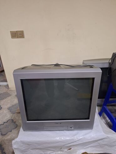 Televizorlar: İşlənmiş Televizor LG 98" Ünvandan götürmə — 5