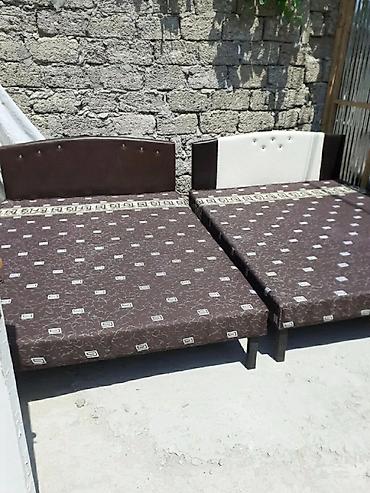 Çarpayılar: Çarpayı Təzə hazırı var Çatdırılma var 1 nəfərlik 50 manat 2 nəfərlik — 4