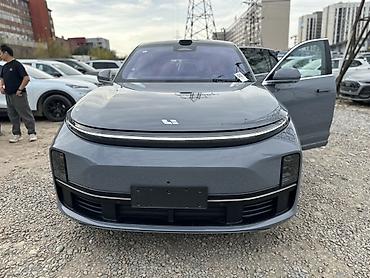 Lixiang: Lixiang L7: 2025 г., 1.5 л, Автомат, Гибрид, Кроссовер — 1
