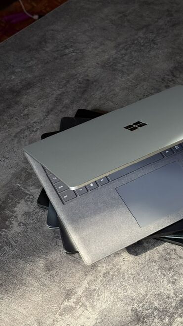 Ноутбуки: Ноутбук, Microsoft Surface, 16 ГБ ОЗУ, Intel Core i7, Для работы, учебы, память SSD — 4