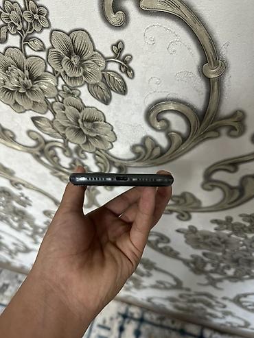 iphone 18 pro max 512gb цена: IPhone 11, черный цвет, память 128 ГБ. Ключевые характеристики: - — 3
