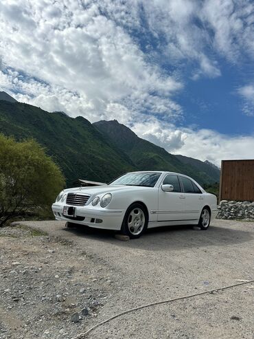 Mercedes-Benz: Mercedes-Benz E-Class: 2001 г., 3.2 л, Автомат, Бензин, Седан