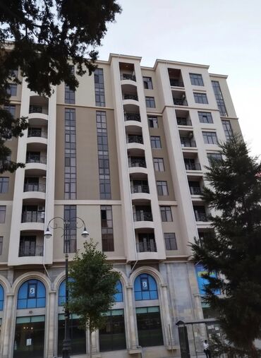 Uzunmüddətli kirayə mənzillər: Salam, mənzil Azəriittiffaqda bazar store-nin üstündəki binada 5 ci -da lalafo.az — 1 Uzunmüddətli kirayə mənzillər: Salam, mənzil Azəriittiffaqda bazar store-nin üstündəki binada 5 ci — 1