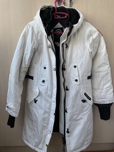 куртка женская белая: Пуховик, S (EU 36)