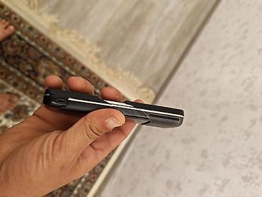 nokia korpuslari: Nokia 1, < 2 GB Memory Capacity, Düyməli — 4