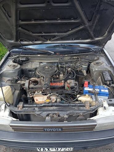 Toyota: Toyota Corolla: 1.3 l. | 1988 έ. Χάτσμπακ — 9