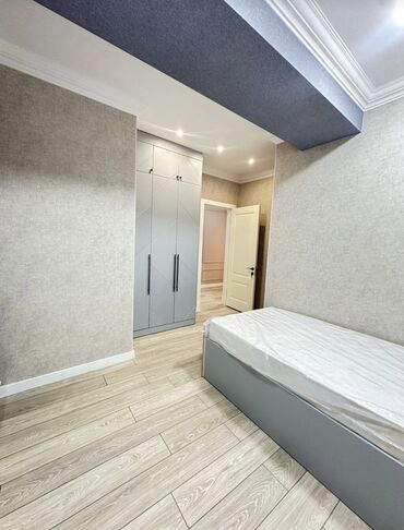 Долгосрочная аренда квартир: 4 комнаты, Риэлтор, Без подселения, С мебелью полностью — 10