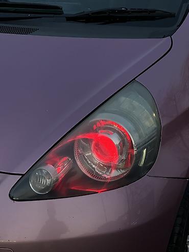 Honda: Honda Fit: 2002 г., 1.3 л, Вариатор, Бензин, Хэтчбэк — 6