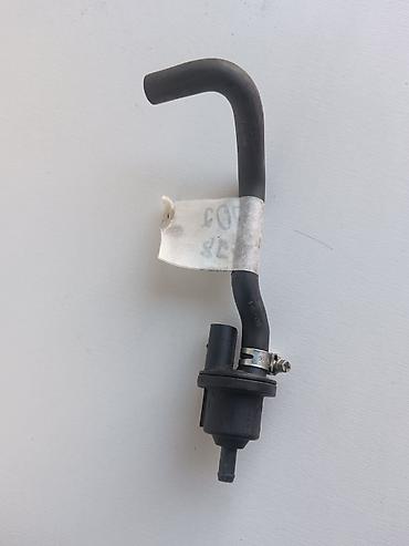 benzin filteri: Avtomobil üçün PCV (Positive Crankcase Ventilation) klapanı və boru — 1