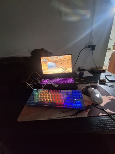 компьютерные мыши corsair: Клавиатура, Механическая, Проводное подключение, Размер: 60%