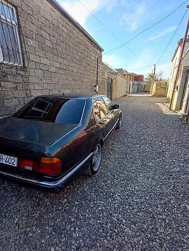 1989 bmw: BMW 7 Series E32 sedan - Kuzov: qara rəng, klassik E34 dizaynı — 5