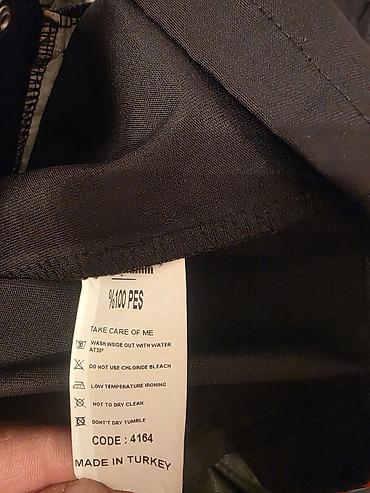 Kişi geyimləri: Miami Dolphins temalı yüngül jaket - Rəng: Qara - Ön dizayn: sinə — 3