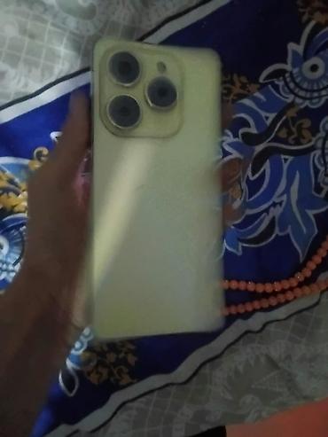 playstation 4 oyunları bakida: Smartfon – böyük tam ekranlı, ön hissədə “dinamik ada” tipli — 6