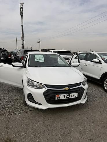 аренда авто спарк: Chevrolet Onix: 2020 г. — 1
