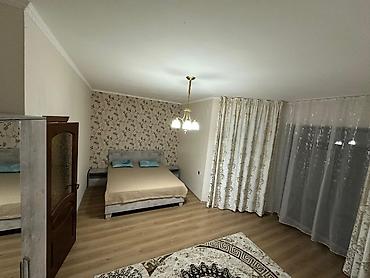 Посуточная аренда квартир: Сдаются просторные апартаменты/коттедж в центре отдыха «Лазурный — 3